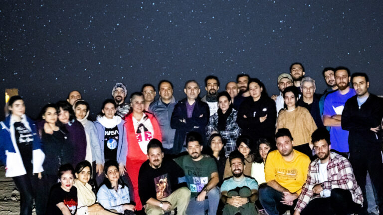 تجربه بی‌نظیری از رصد آسمان شب را با تور رصدی ما تجربه کنید. با تجهیزات پیشرفته و راهنمایان مجرب، زیبایی‌های کهکشان و ستارگان را در آسمان پرستاره مشاهده کنید. این تور فرصتی بی‌نظیر برای علاقه‌مندان به نجوم و توریسم علمی است تا با شگفتی‌های جهان آشنا شوند. رزرو تور رصدی ما، سفری متفاوت به دنیای بی‌کران فضا است.